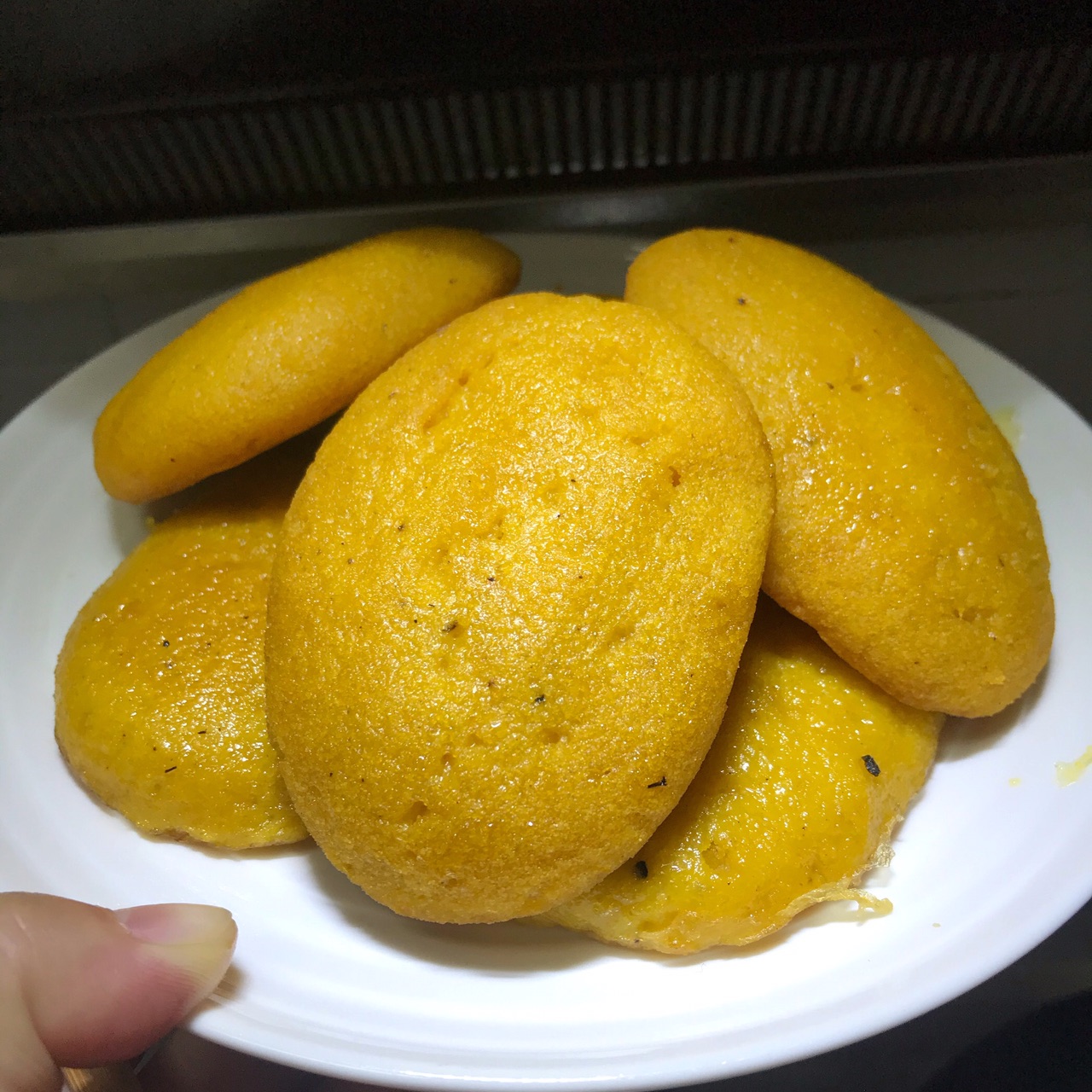 农家贴玉米饼子