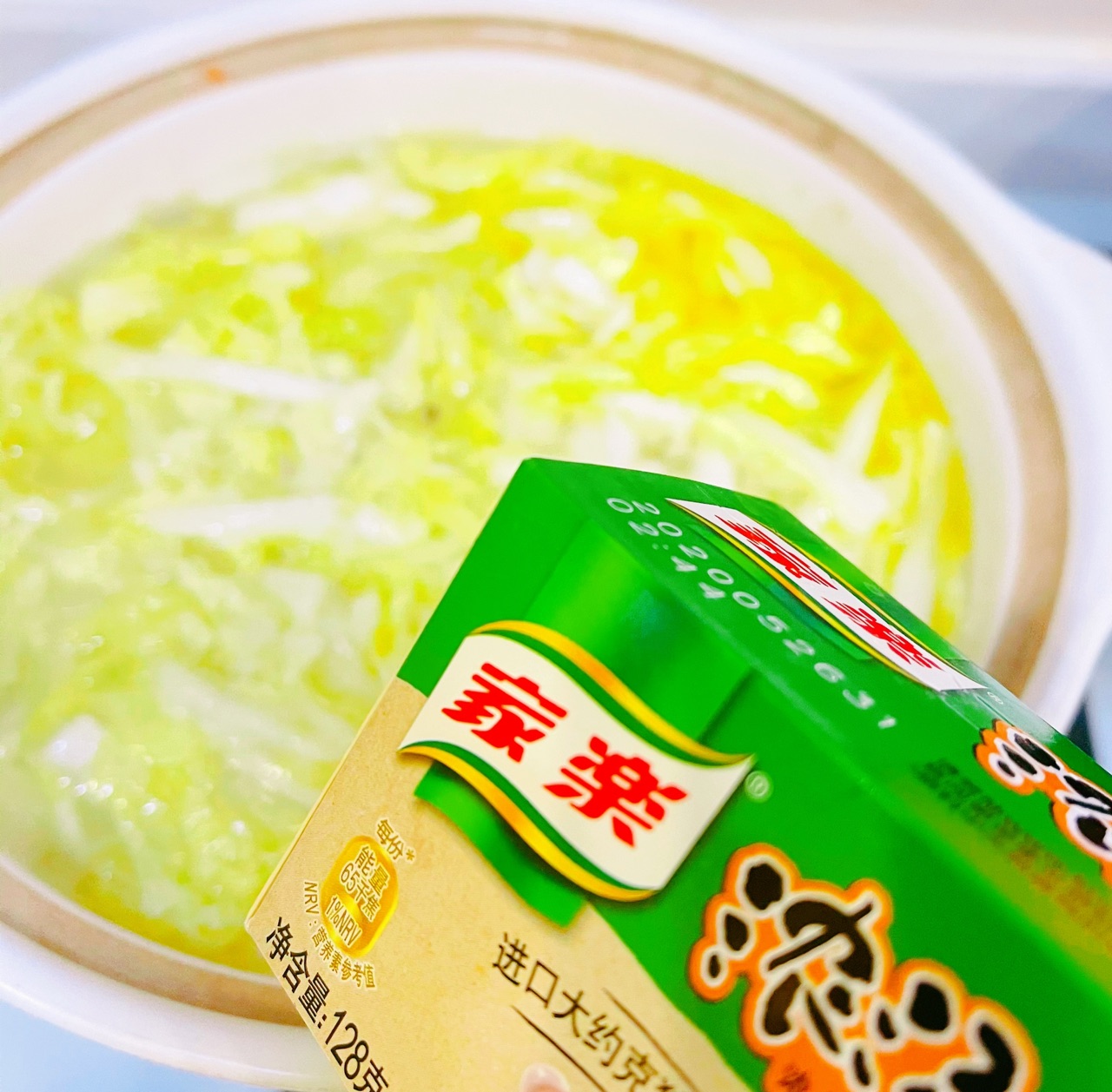 浓汤白菜炖粉条