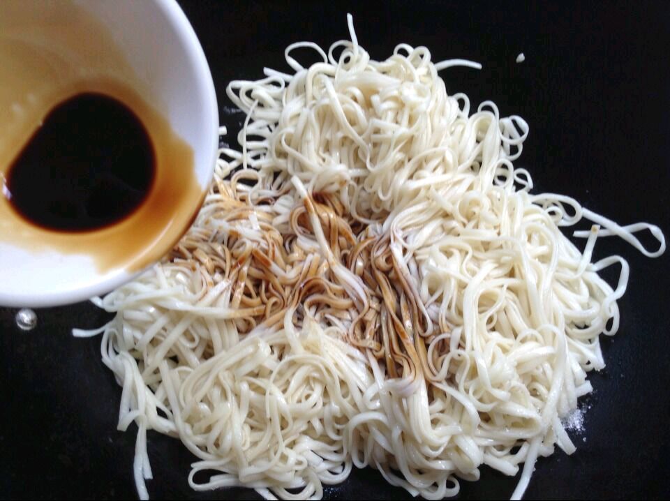 浓香酱油炒面
