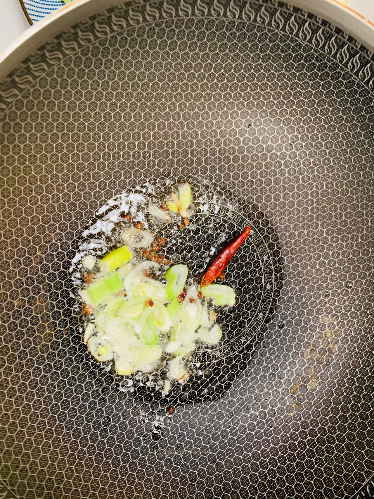 浓香咖喱肥牛金针菇
