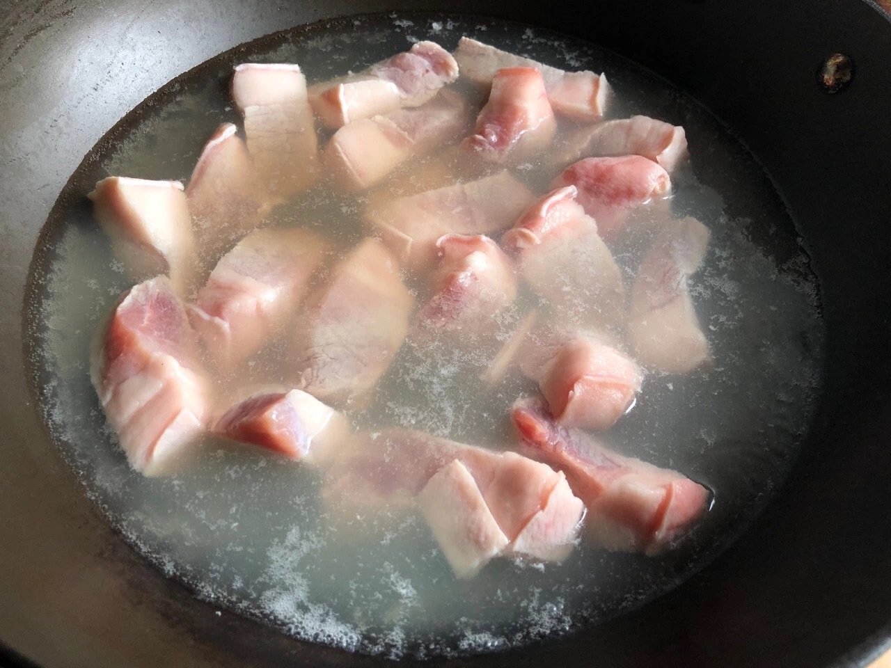 浓油赤酱红烧肉