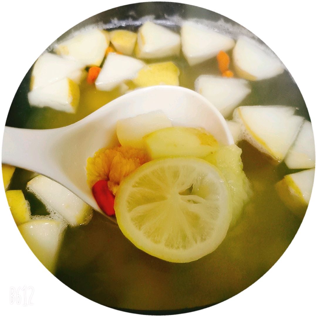 暖暖的水果茶