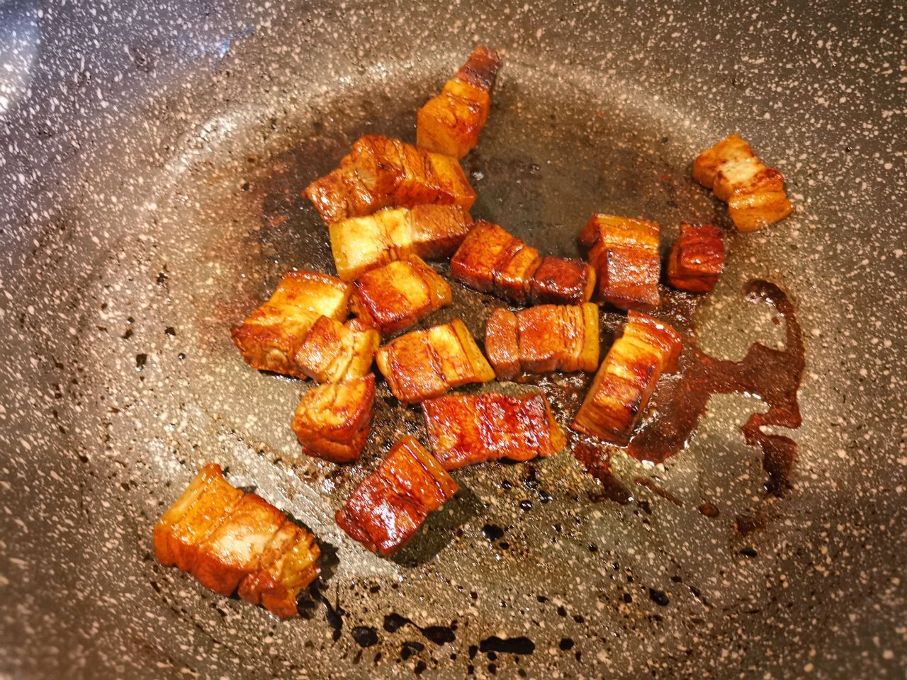 暖暖红烧肉