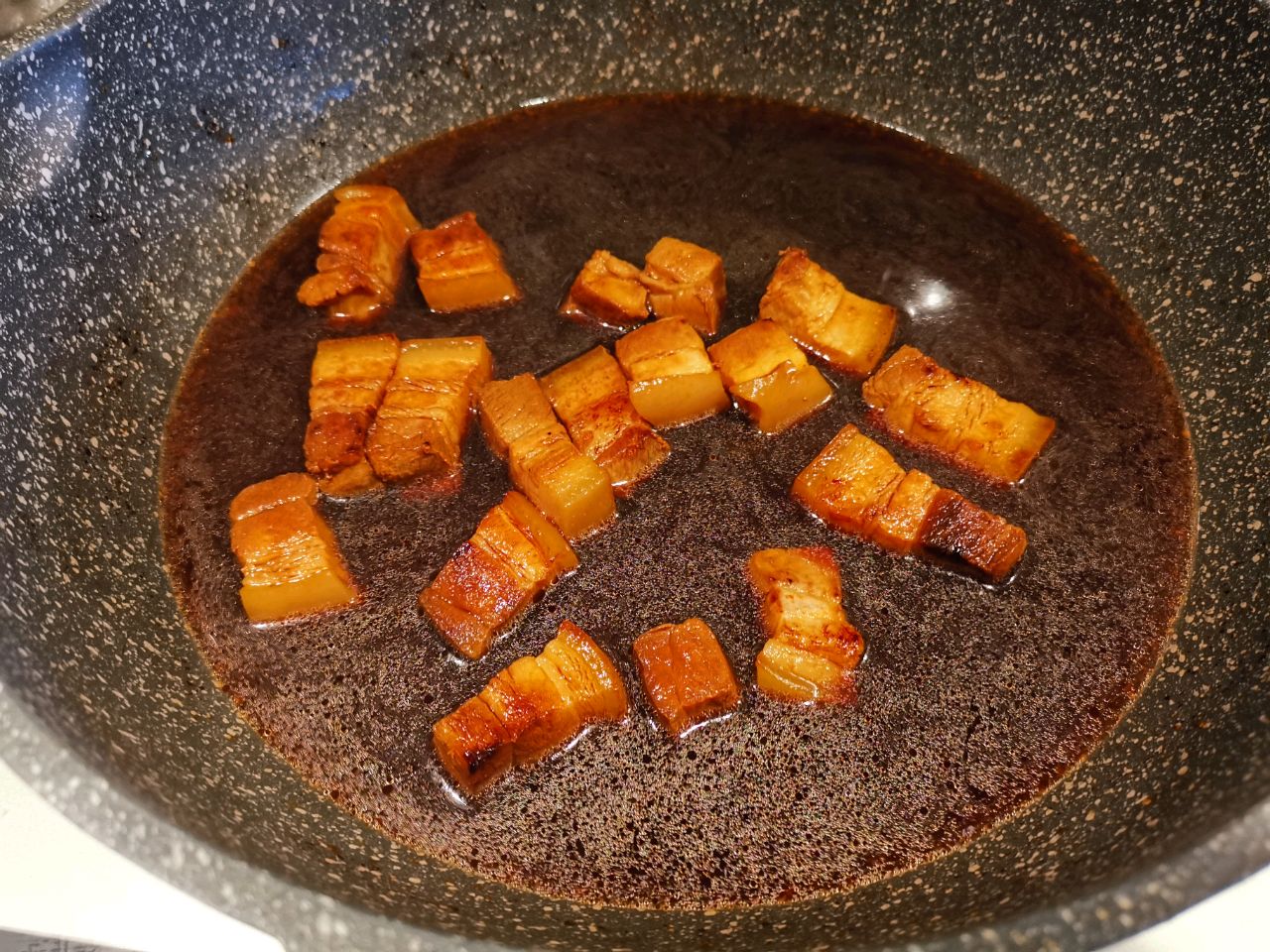 暖暖红烧肉