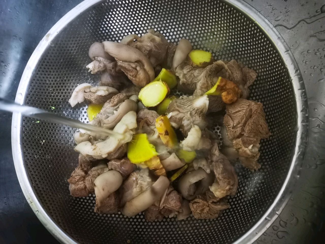 暖胃滋补：萝卜玉米羊肉汤