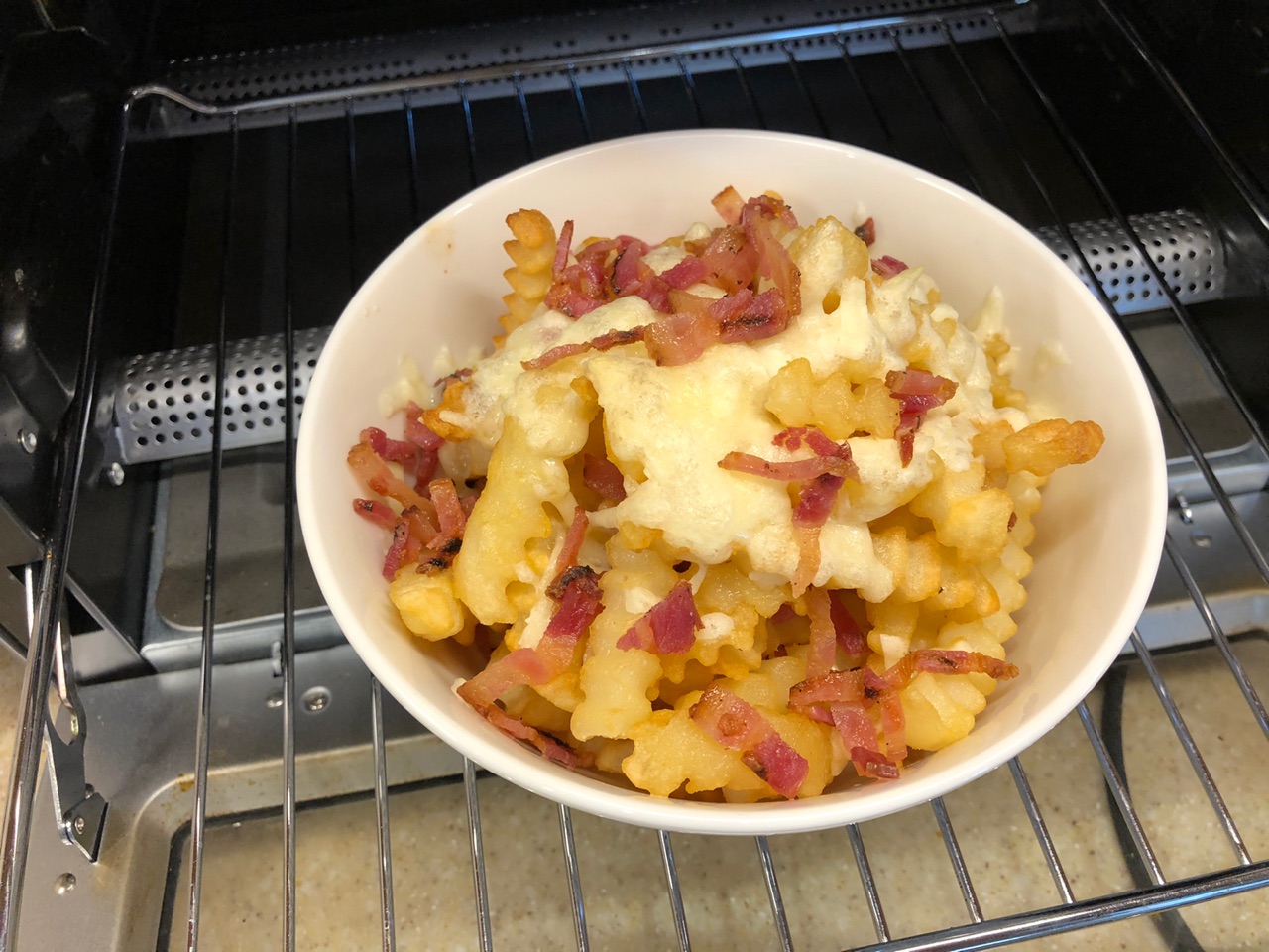 Poutine肉汁芝士薯条