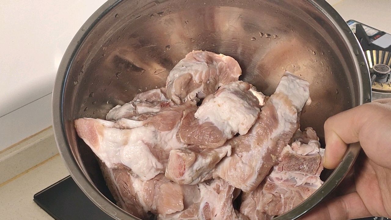 排骨炖土豆粉条