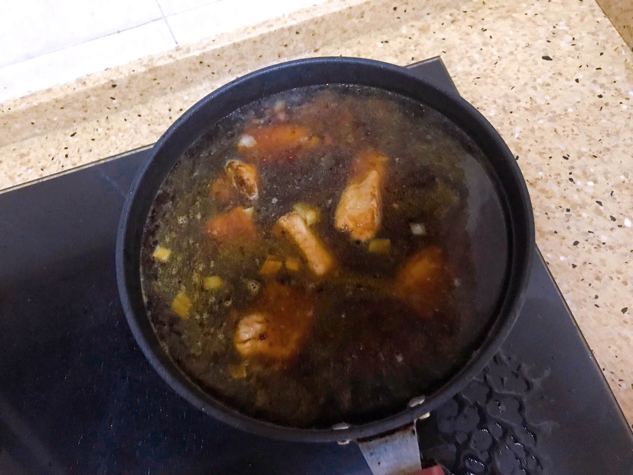 排骨焖饭