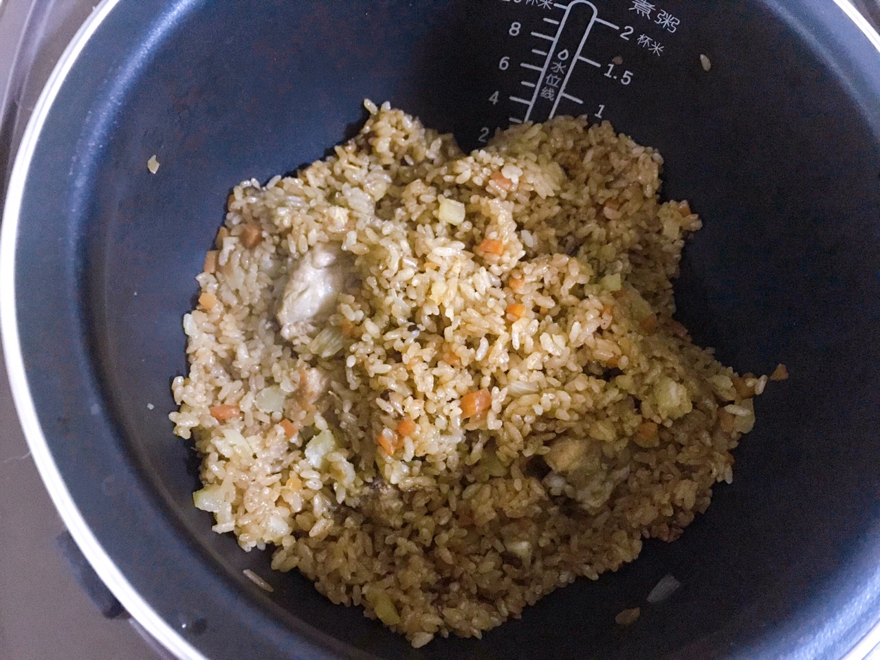 排骨焖饭