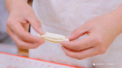 排骨焖花卷  宝宝辅食食谱