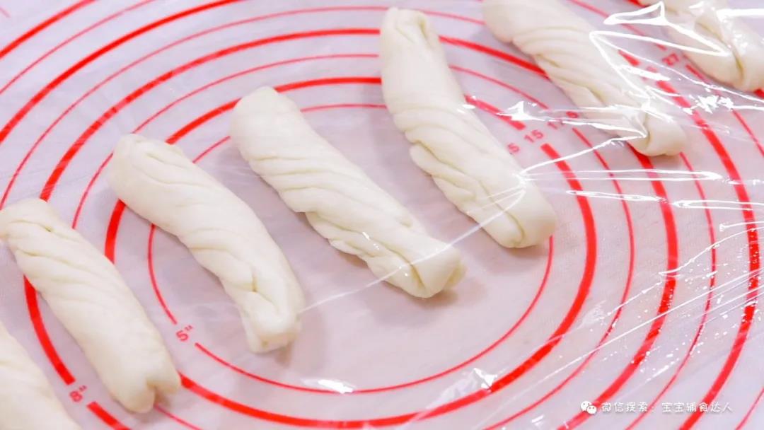 排骨焖花卷  宝宝辅食食谱