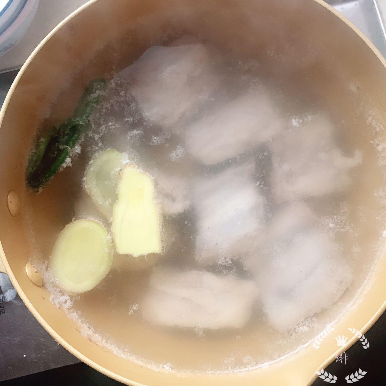排骨山药汤