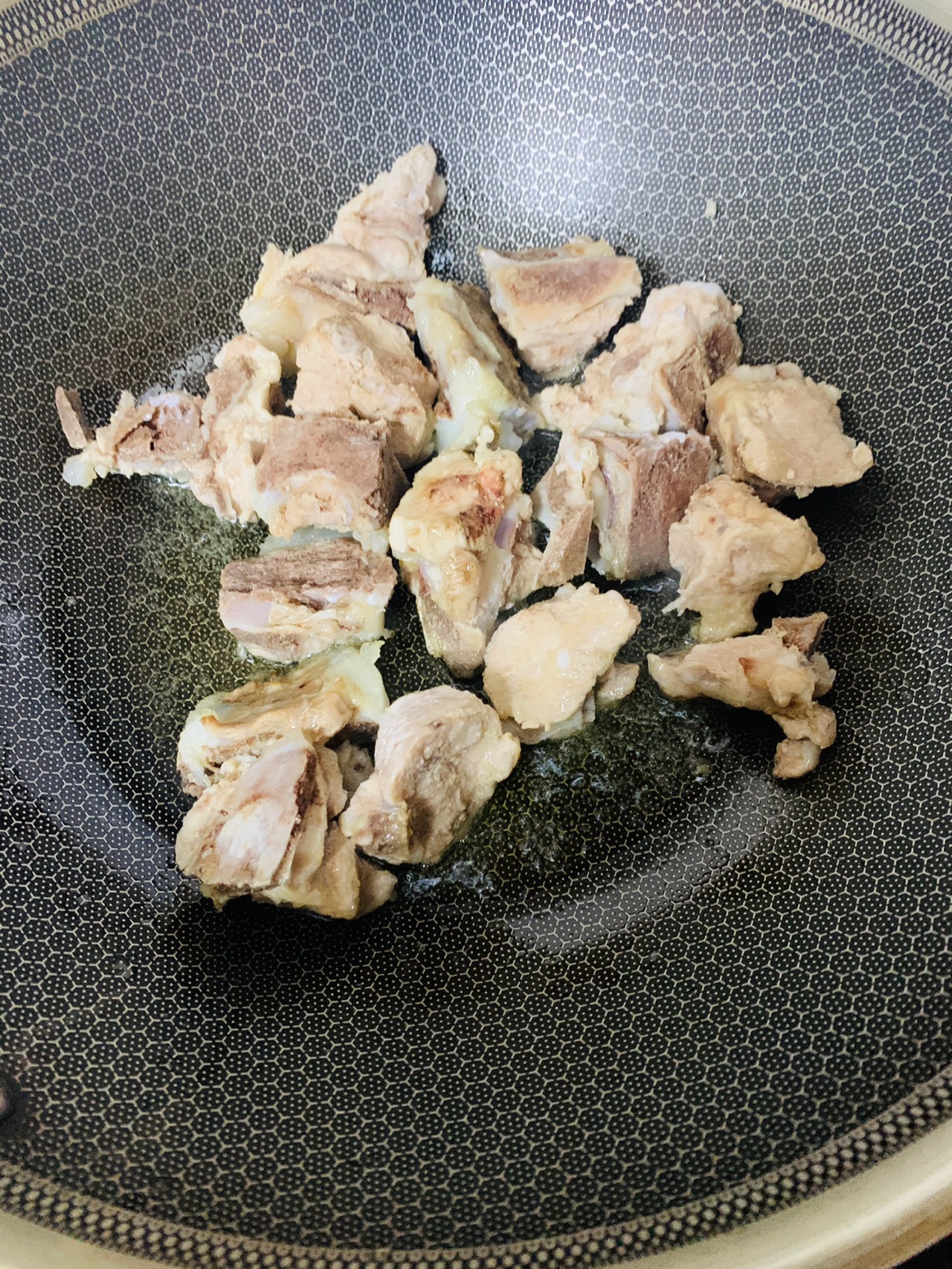 排骨烧萝卜