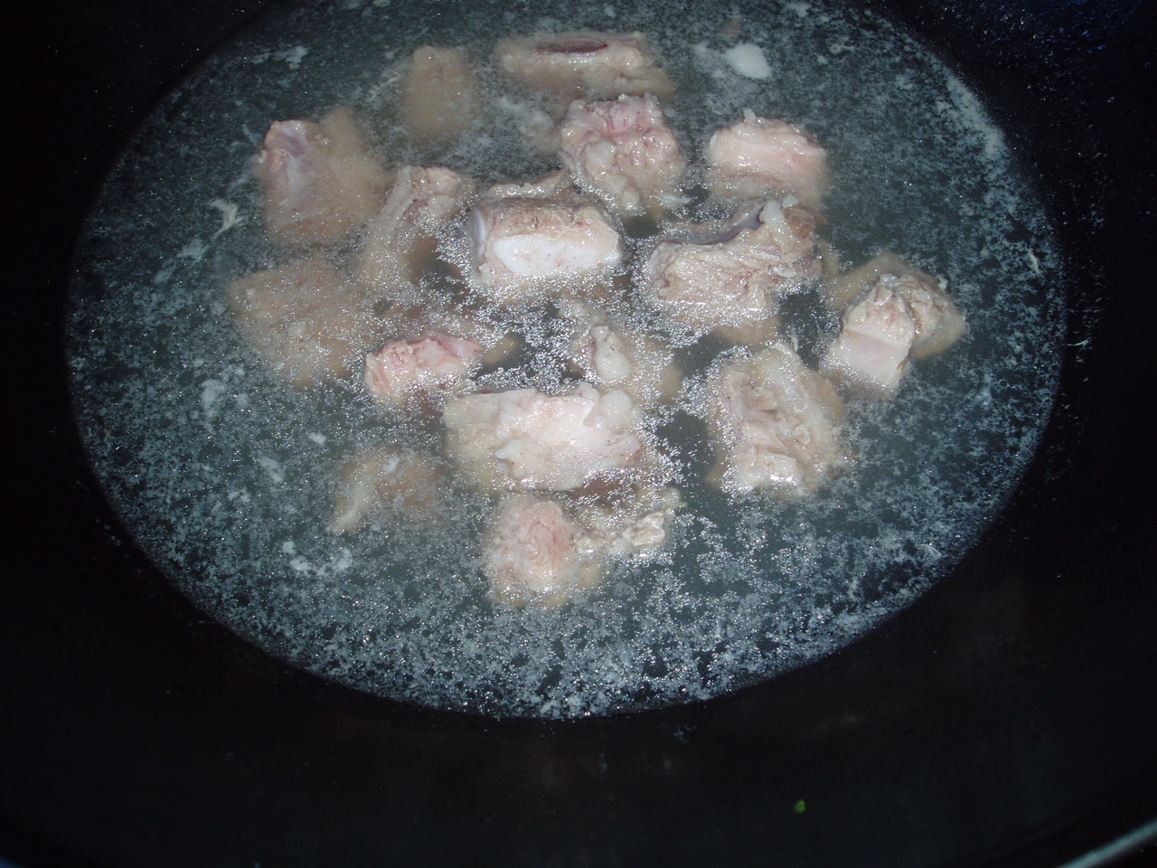 排骨土豆电饭锅焖饭