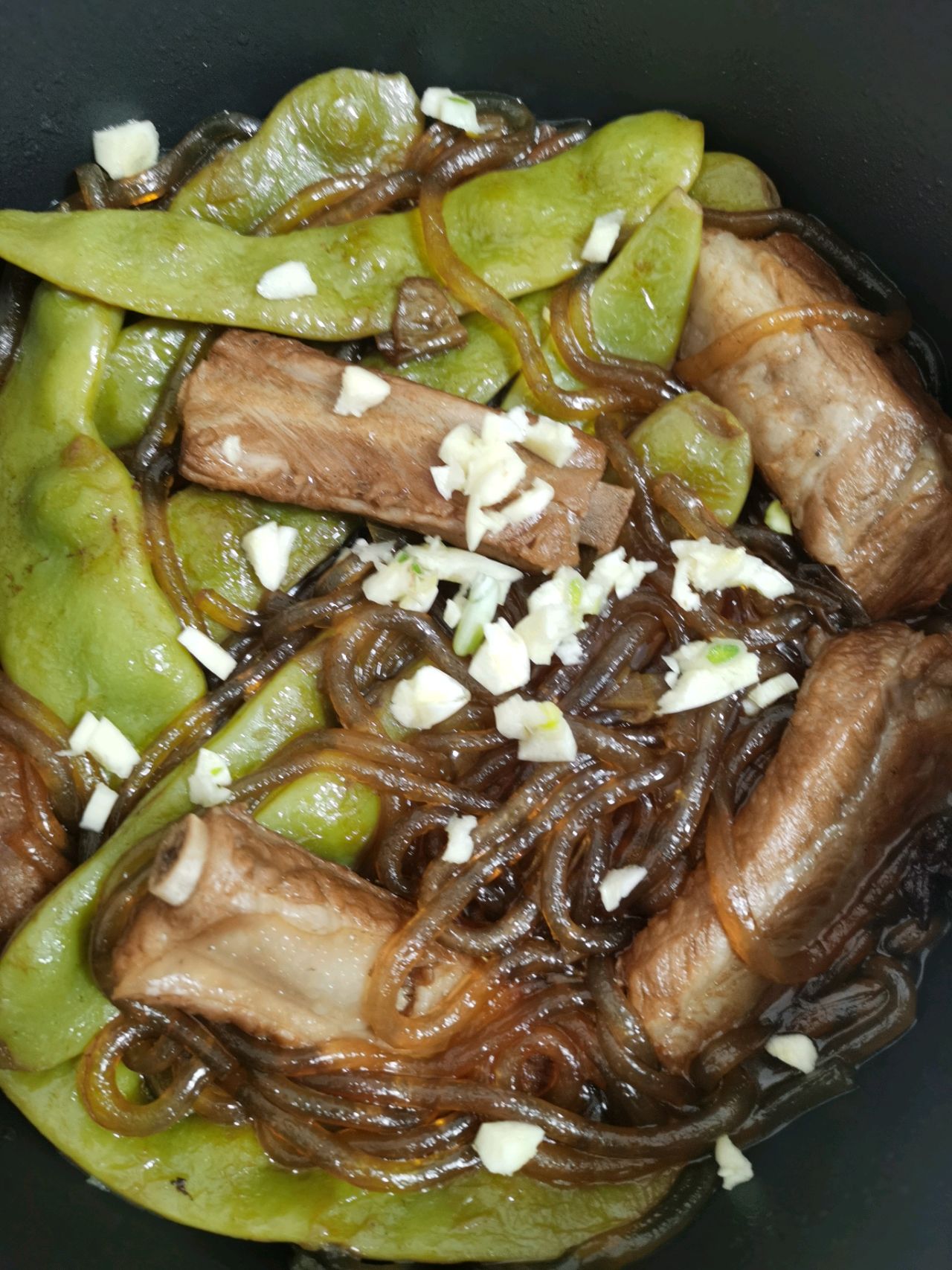排骨油豆角炖粉条