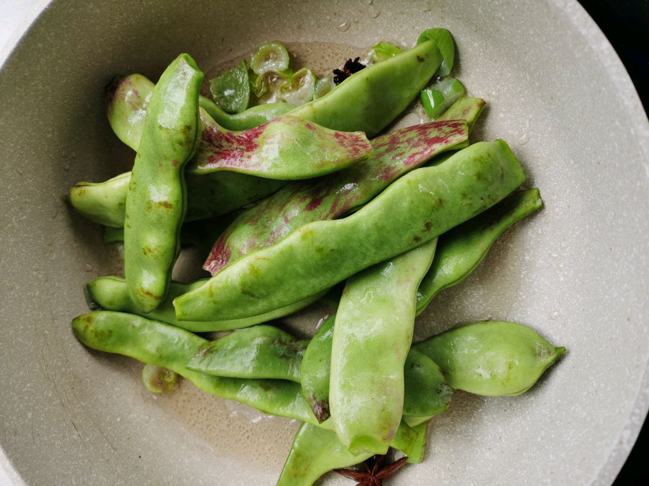 排骨油豆角炖粉条