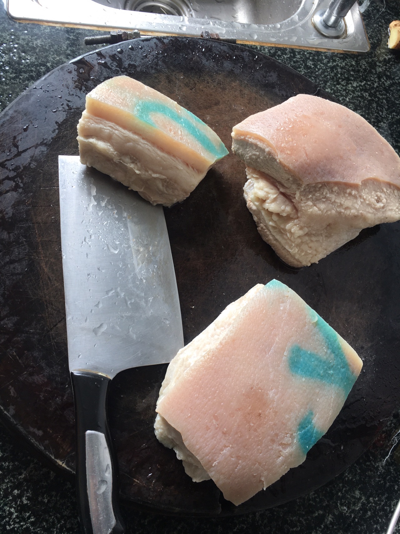排排坐吃扣肉