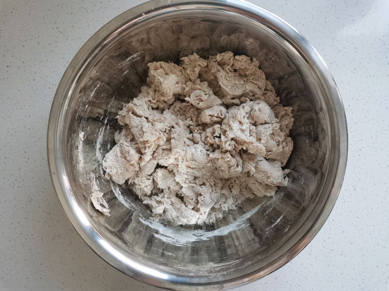 胖娃娃早餐-全麦猪肉尖椒包子
