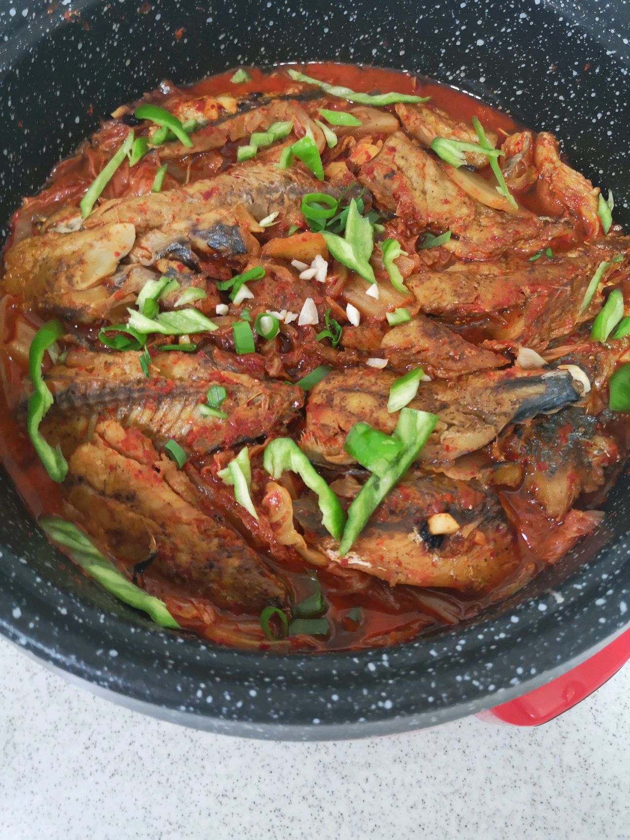 泡菜炖马鲛鱼