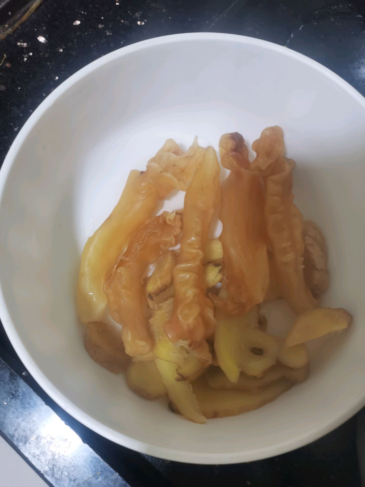 泡发花胶
