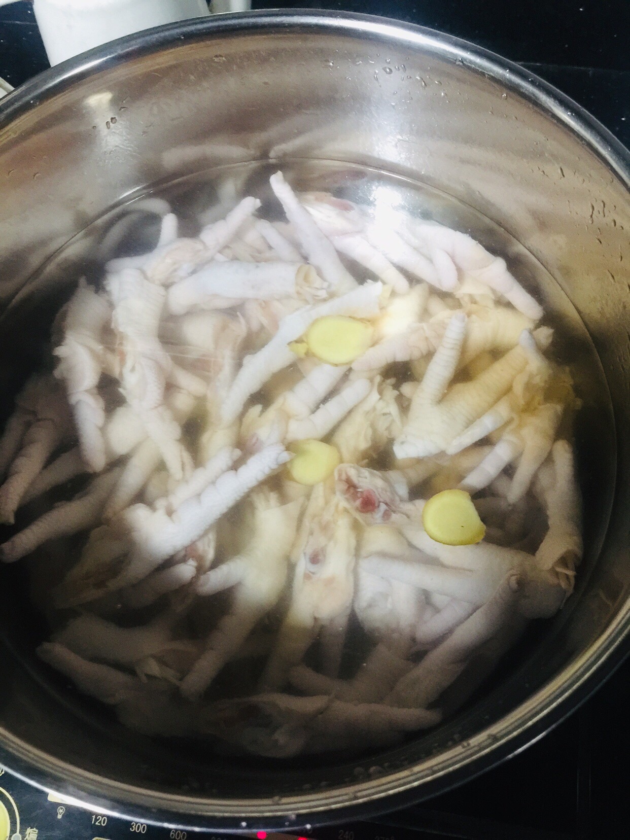 泡凤爪