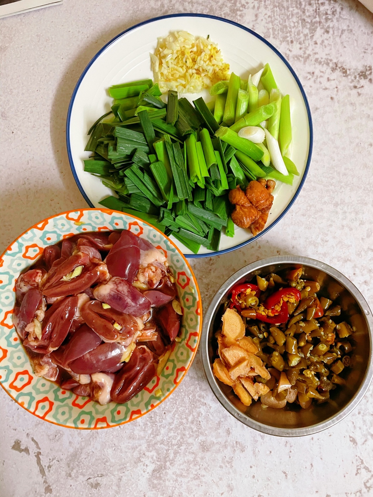 泡椒炒鸭心