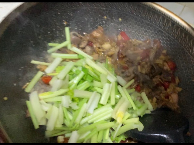 泡椒鸡杂