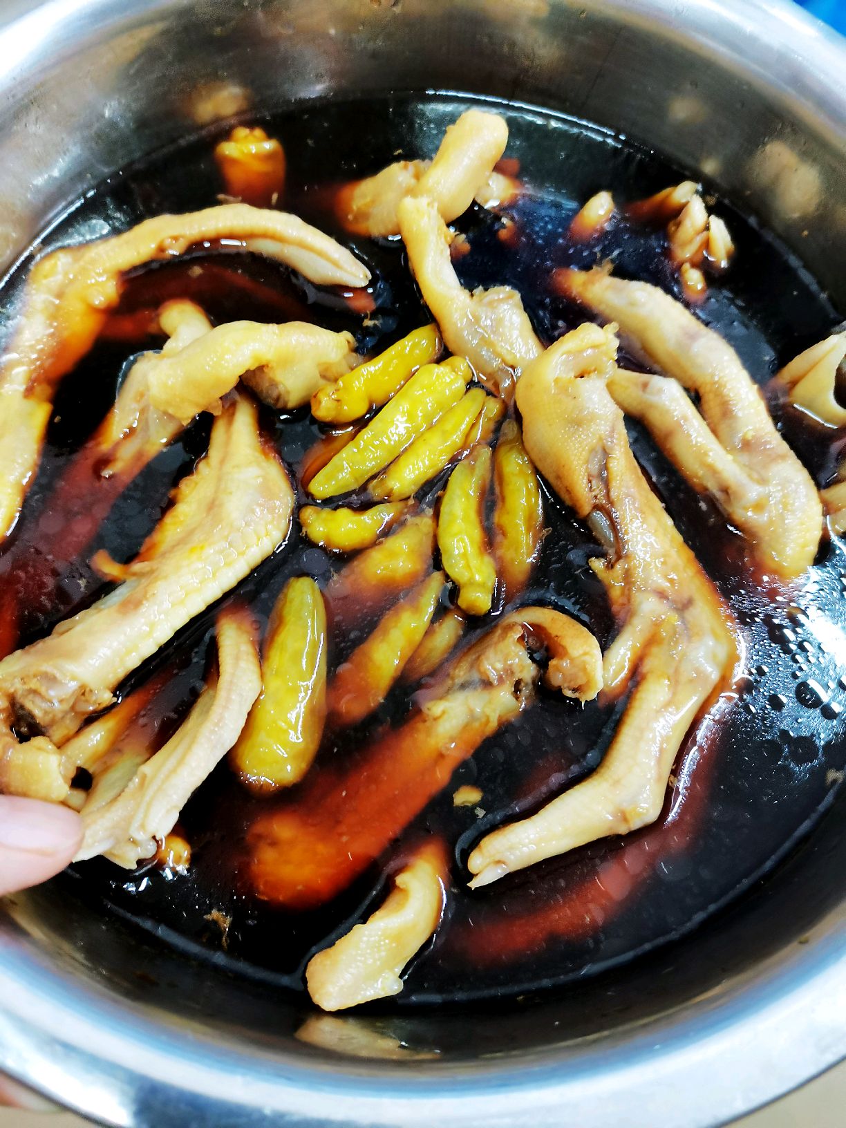 泡鸭爪