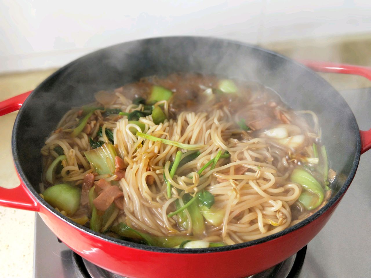 培根蚝油炒米粉