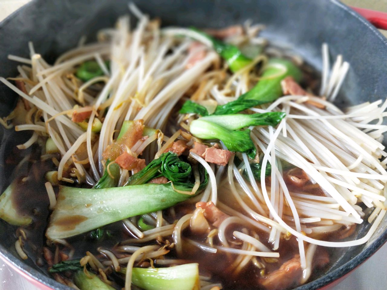 培根蚝油炒米粉