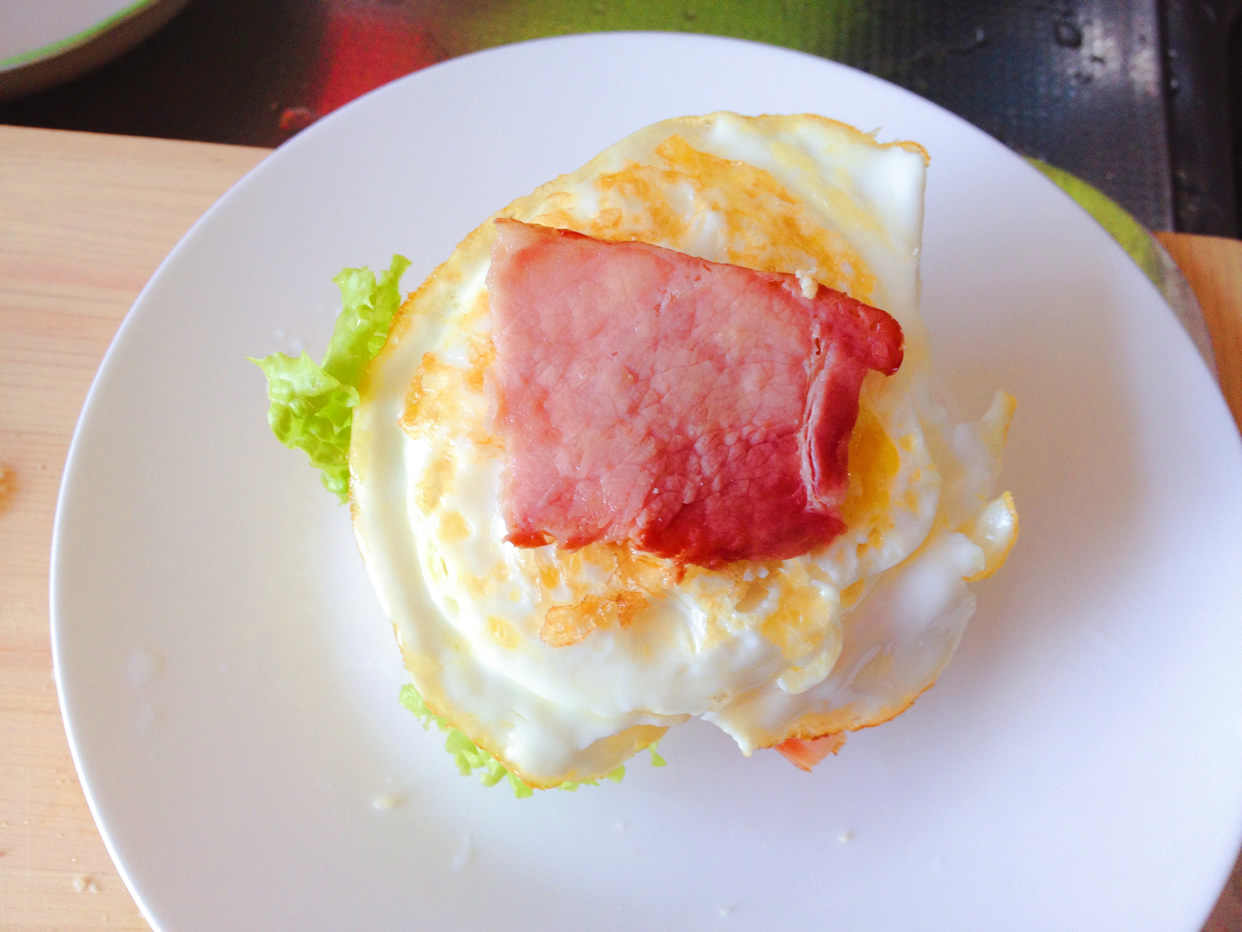 培根鸡蛋汉堡