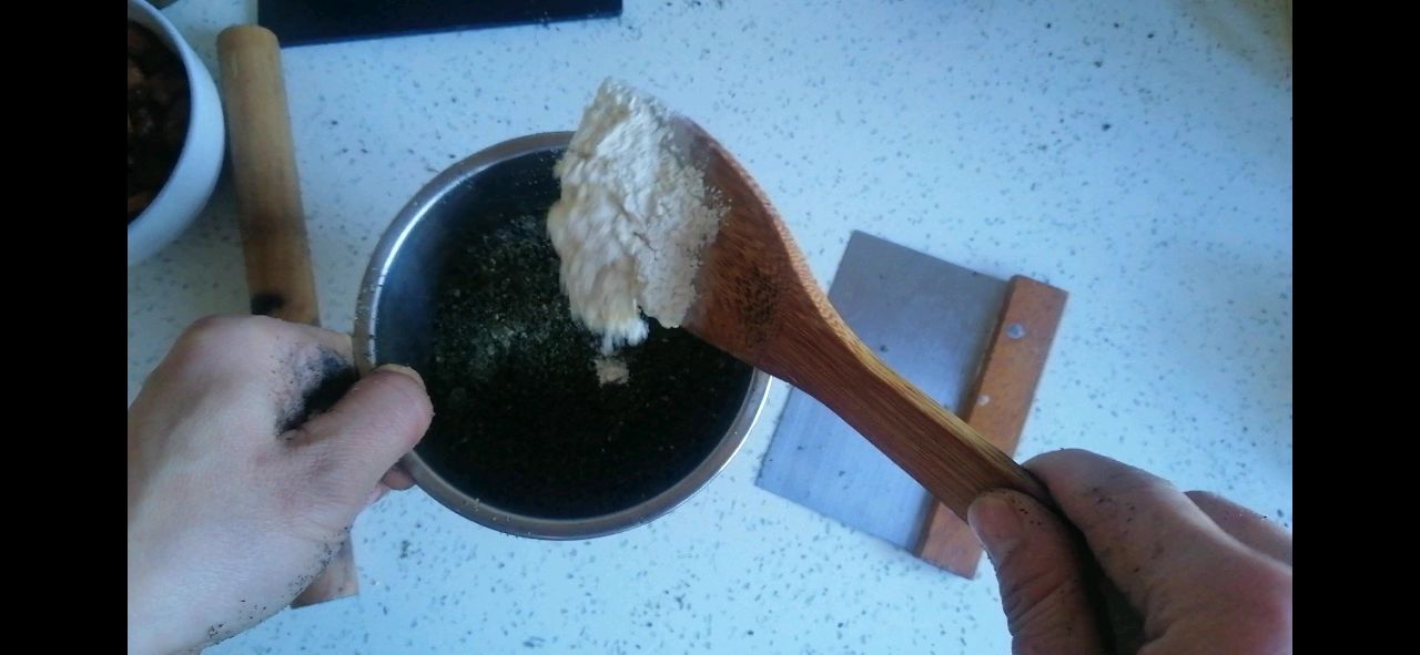 喷喷香的芝麻酥糖