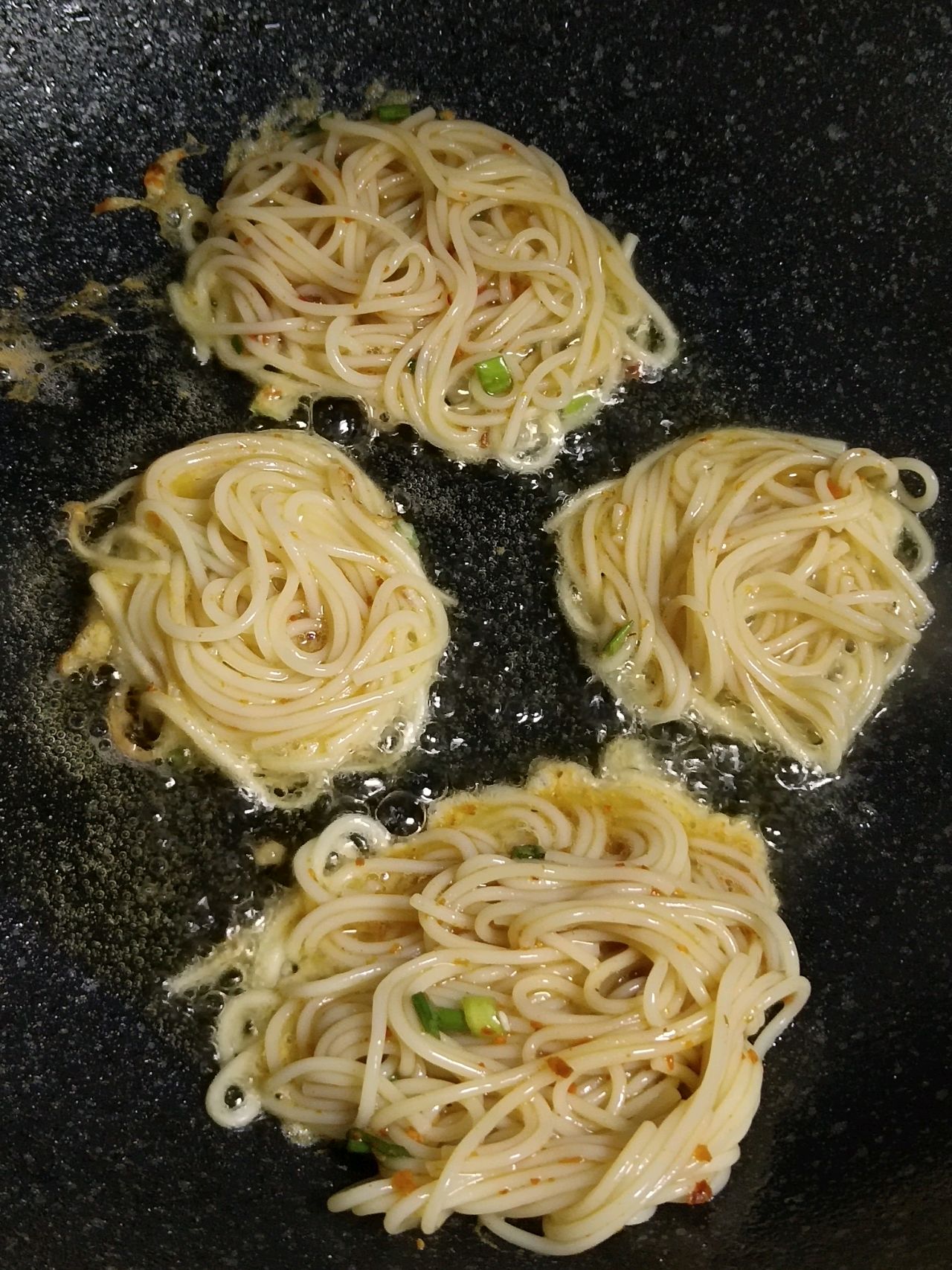 喷香的干脆面