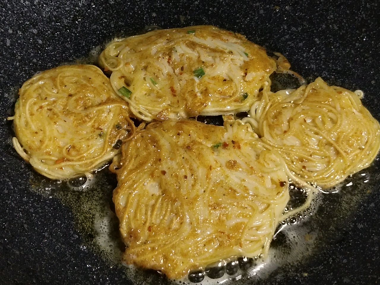 喷香的干脆面