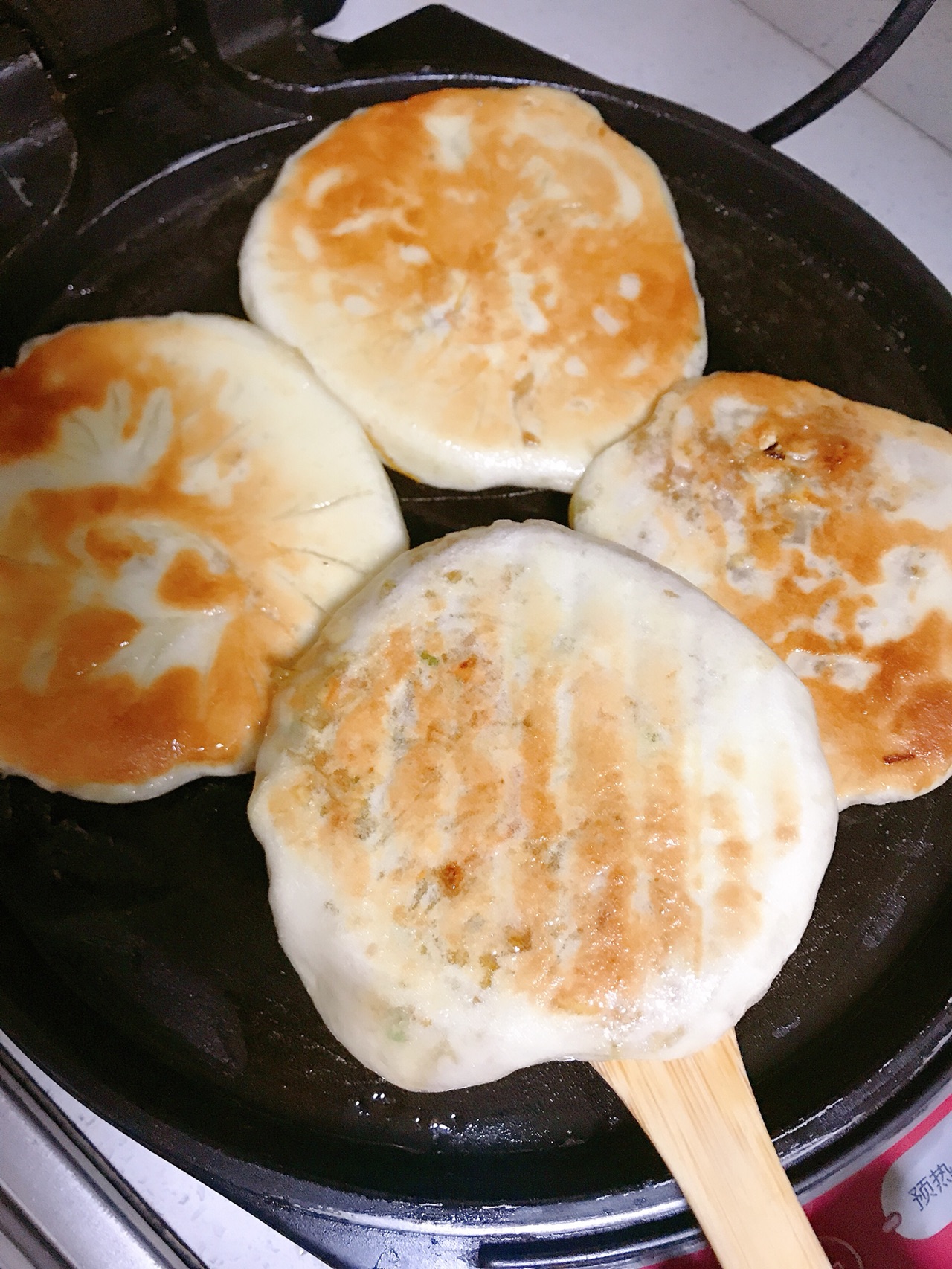 皮薄馅大的豆腐馅饼
