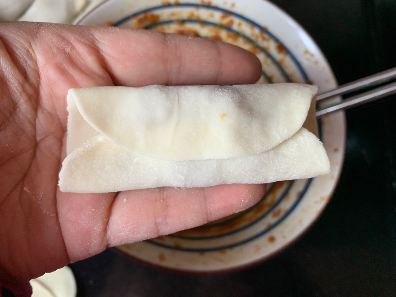 皮薄馅大黑胡椒鸡肉小馅饼