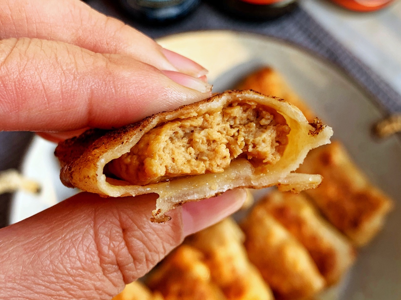皮薄馅大黑胡椒鸡肉小馅饼