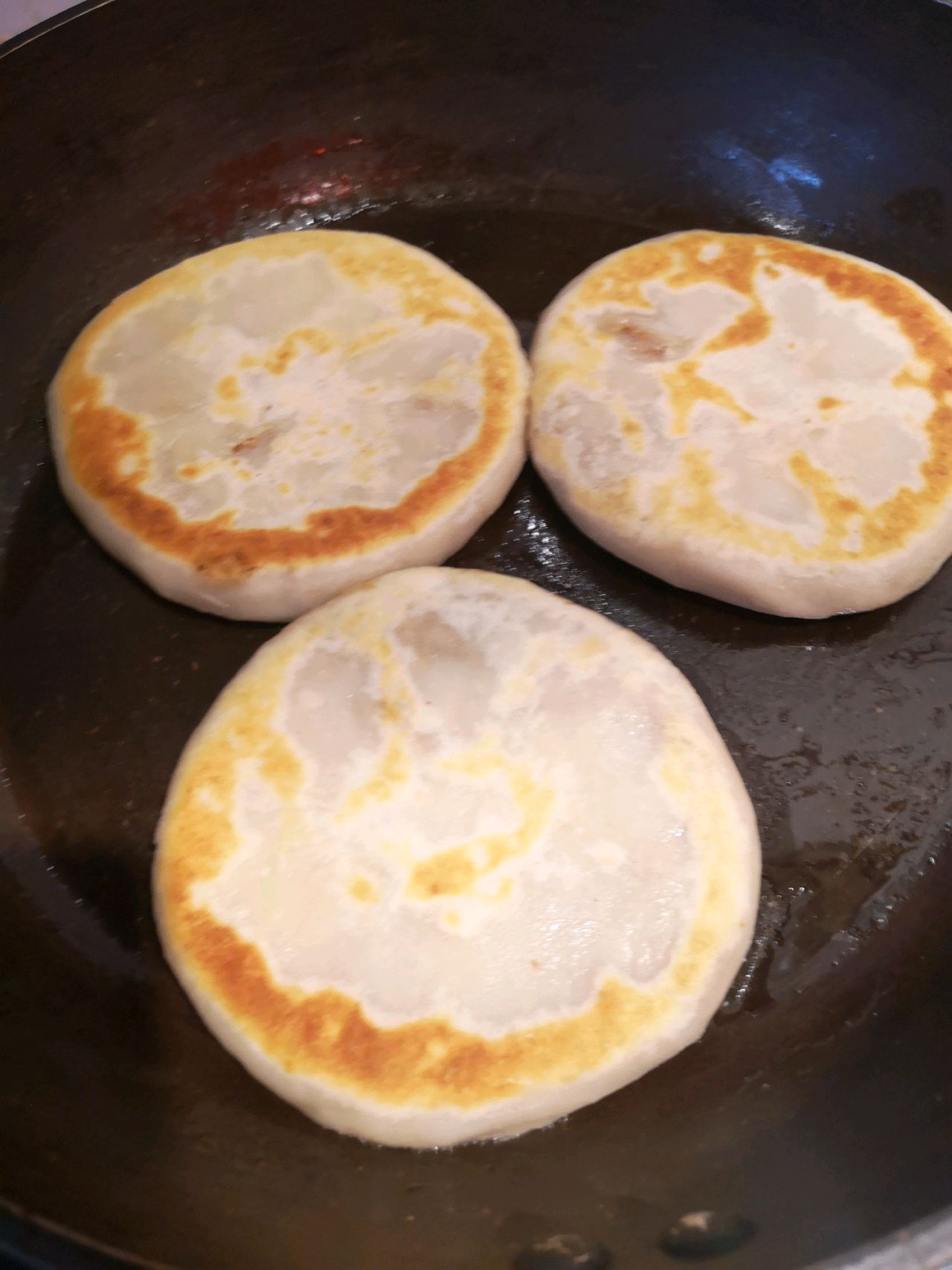 皮薄馅大之萝卜馅儿肉饼