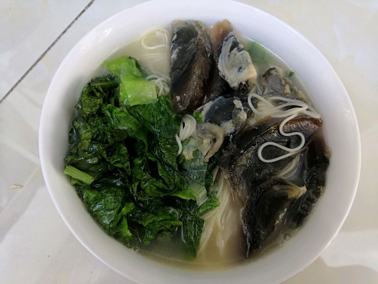 皮蛋生菜竹升面