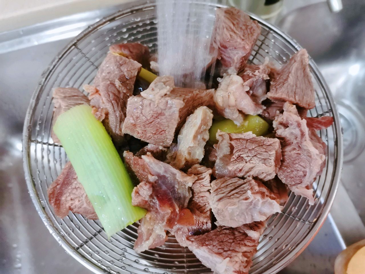 啤酒炖牛肉  好吃下饭吃不够
