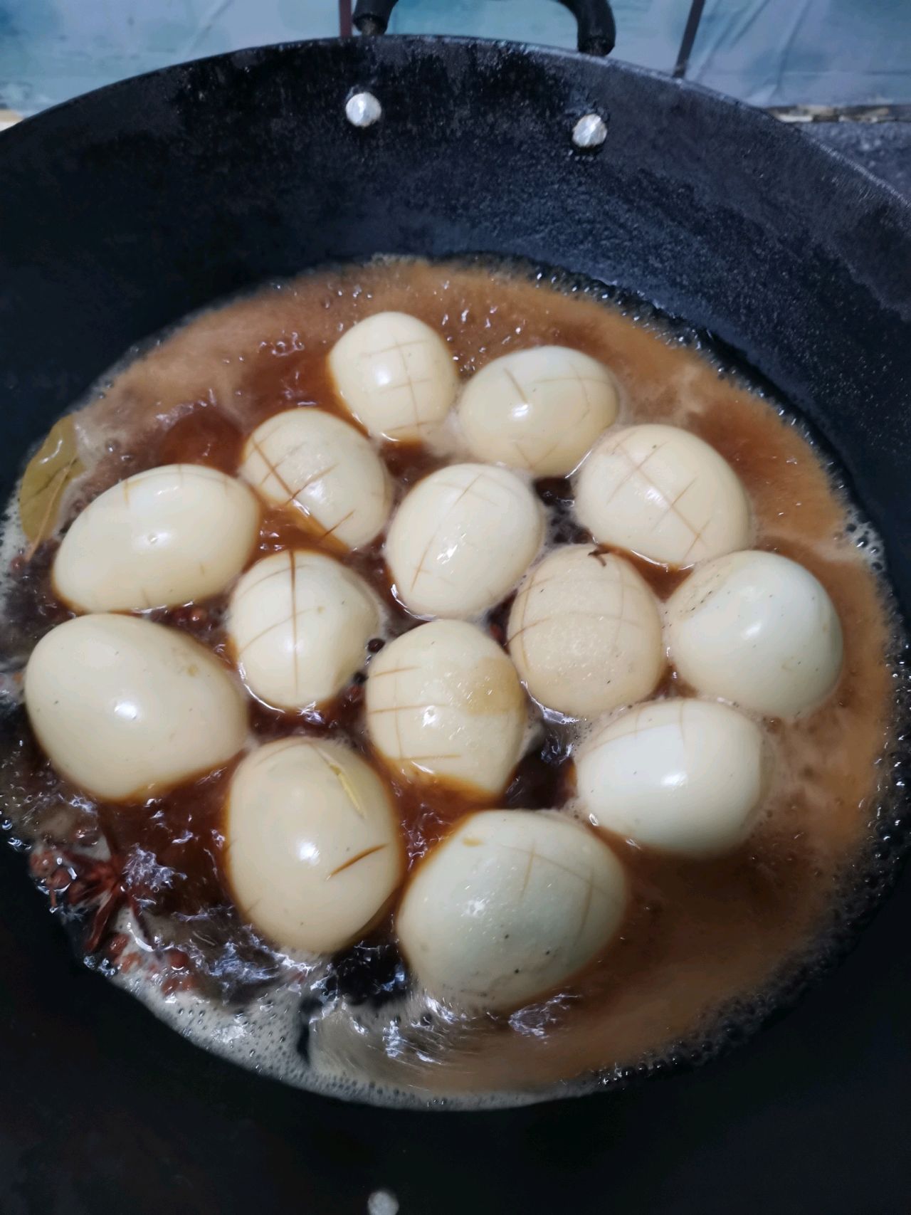啤酒卤蛋