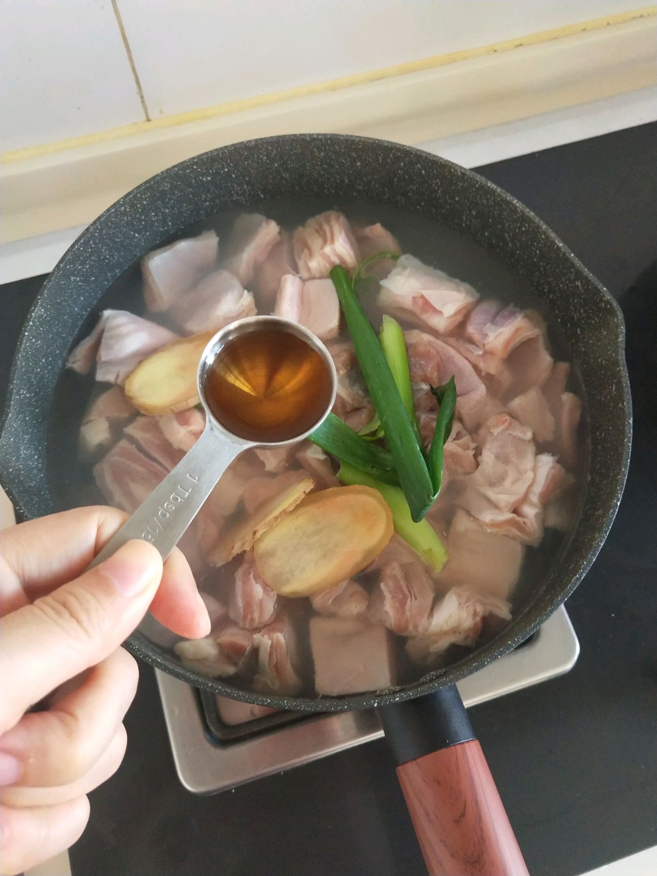 啤酒羊肉炖萝卜