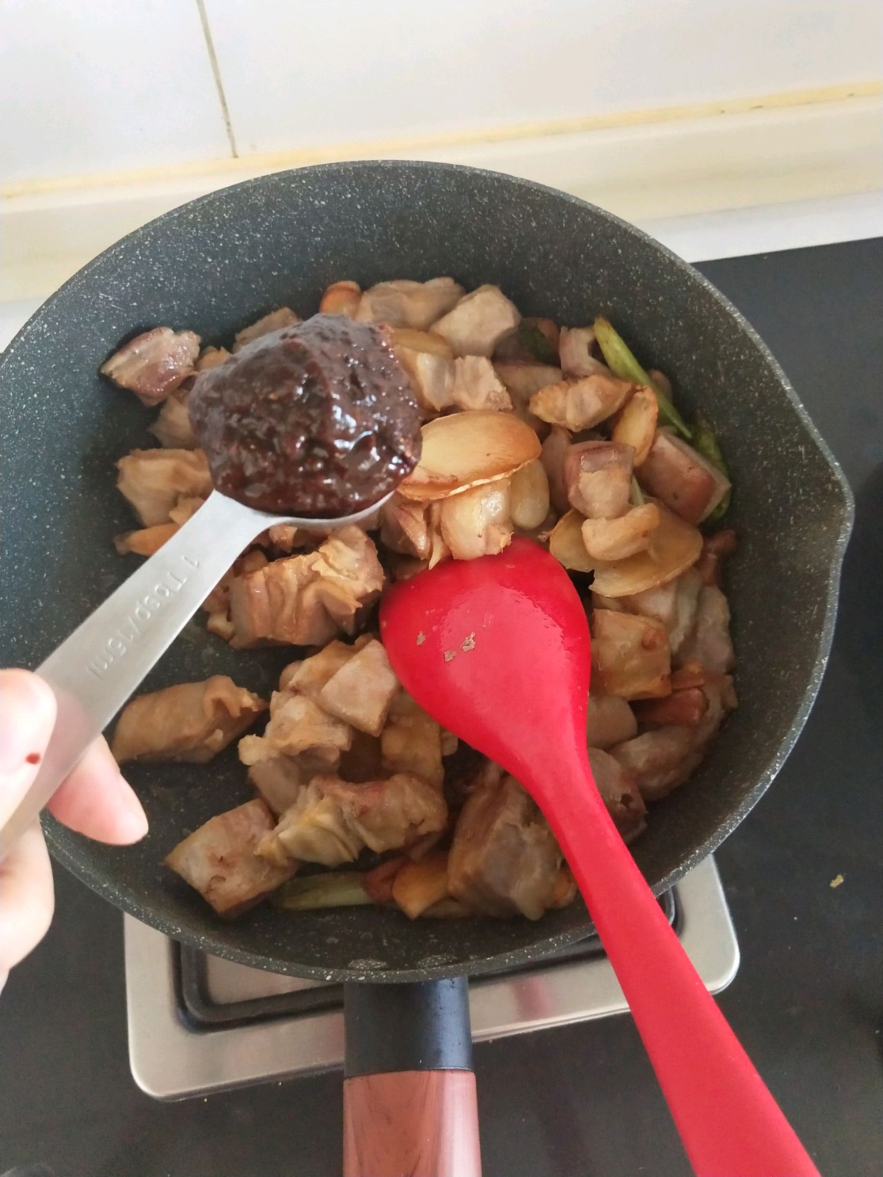 啤酒羊肉炖萝卜