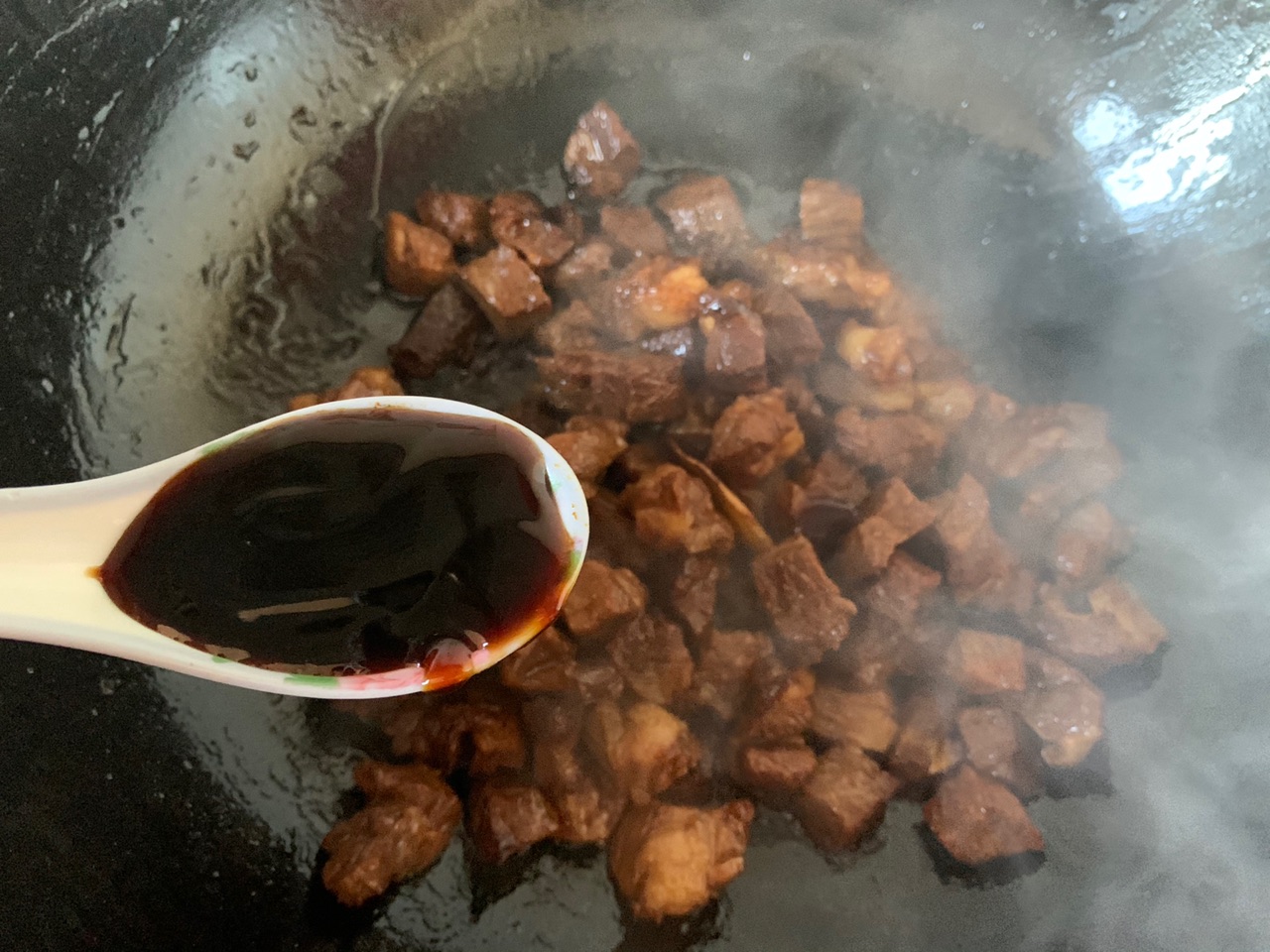 媲美餐厅蒜籽黑椒牛肉粒