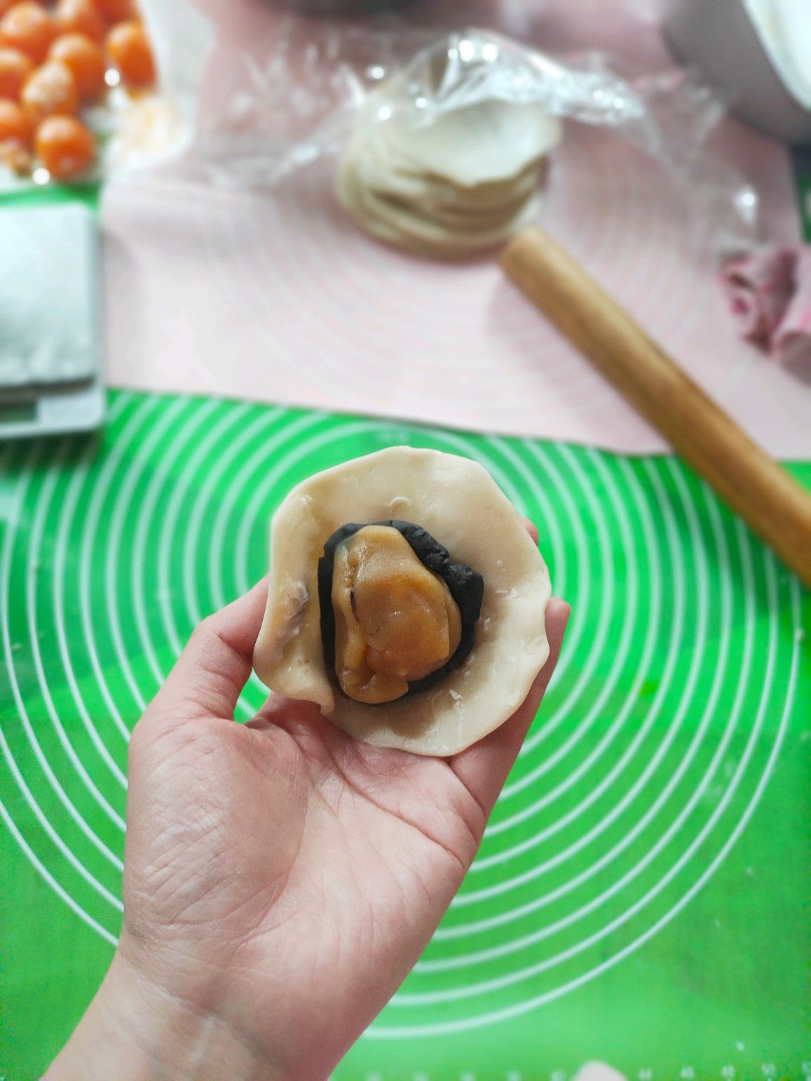 皮又酥又薄的蛋黄酥