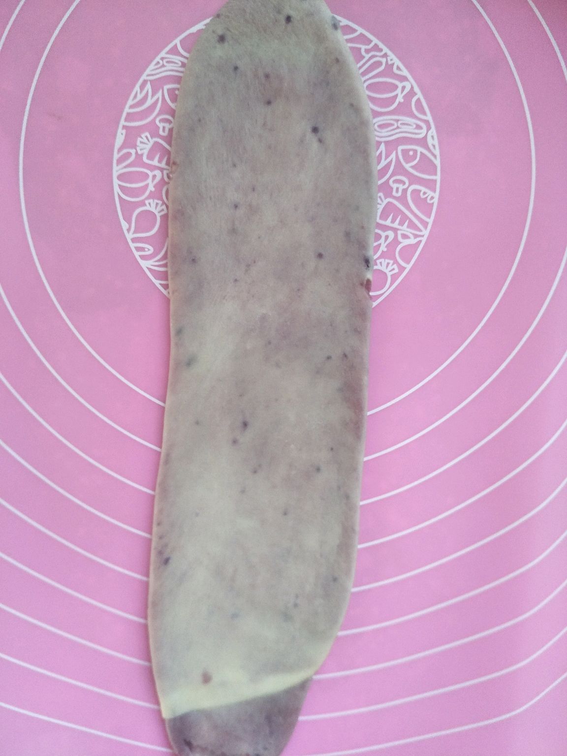 漂亮的紫薯酥