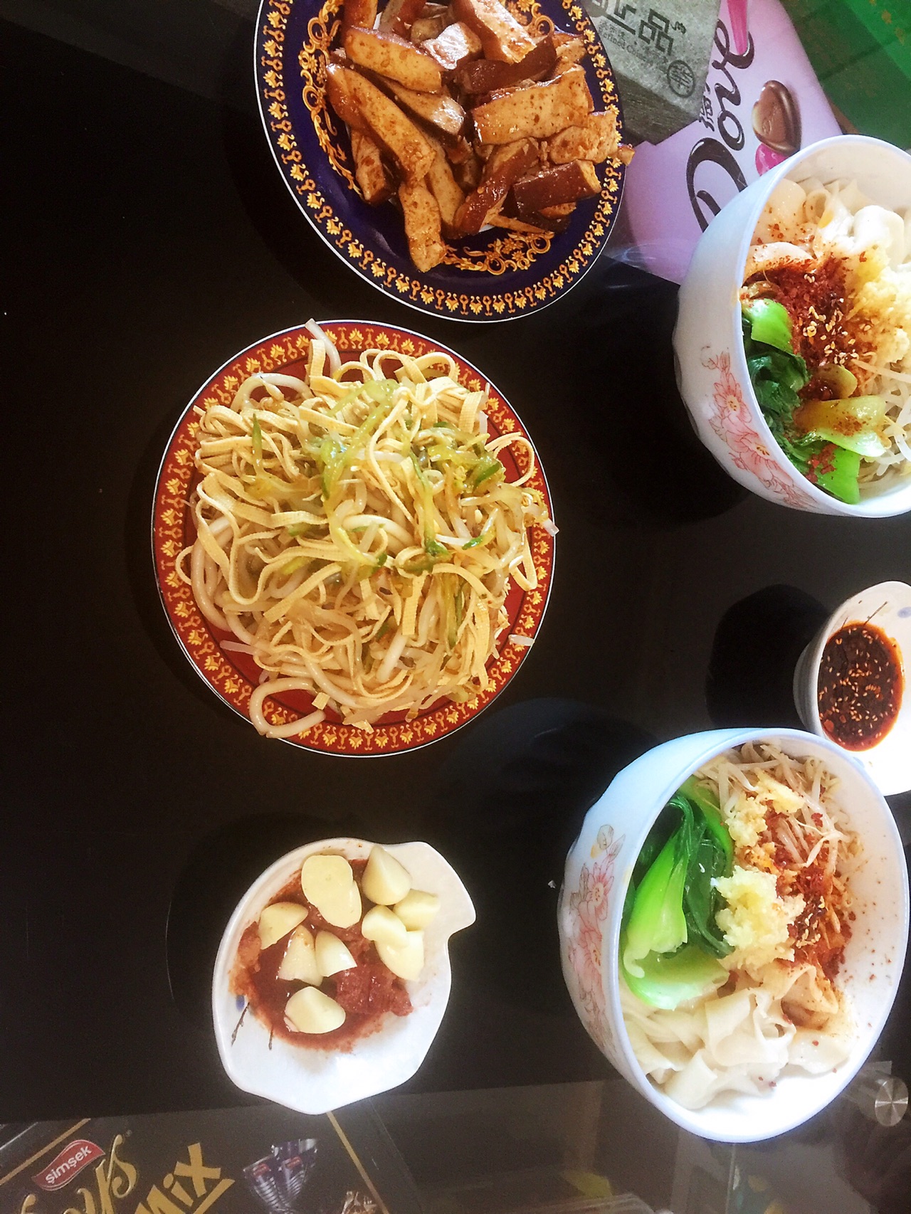 飘香的油泼面