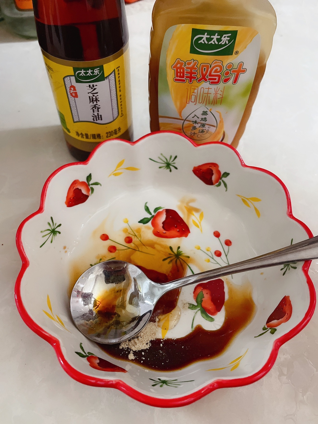 飘香鸡丝拌面