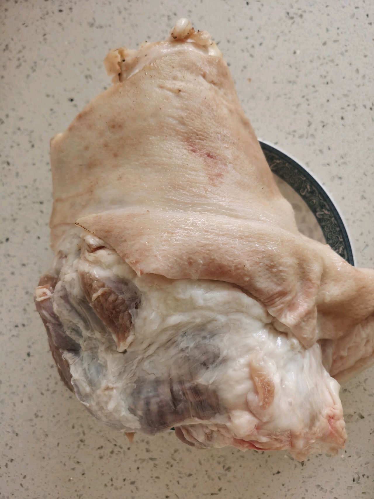 飘香肘子