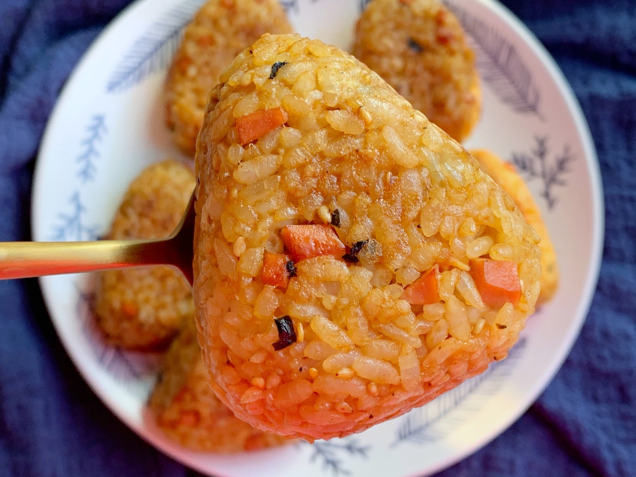 平底锅日式芝士烤饭团